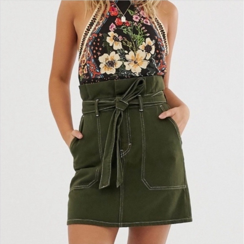 Free People Paperbag Waist Mini Skirt Dark Academia Cargo Y2K Boho Green Size 8